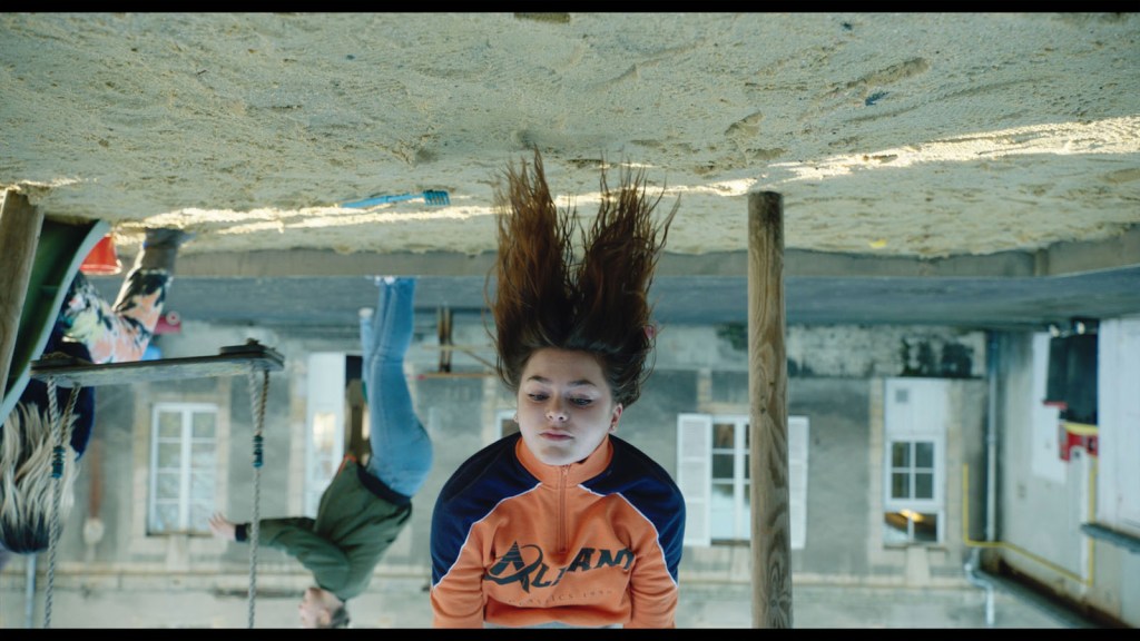 Petites | Haut et Court