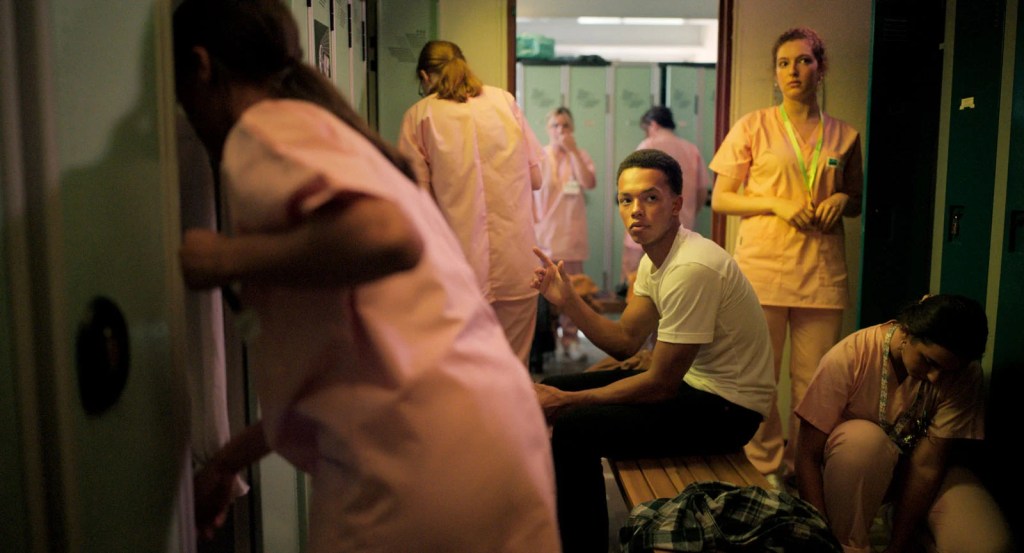 Sage-Homme | Warner Bros.