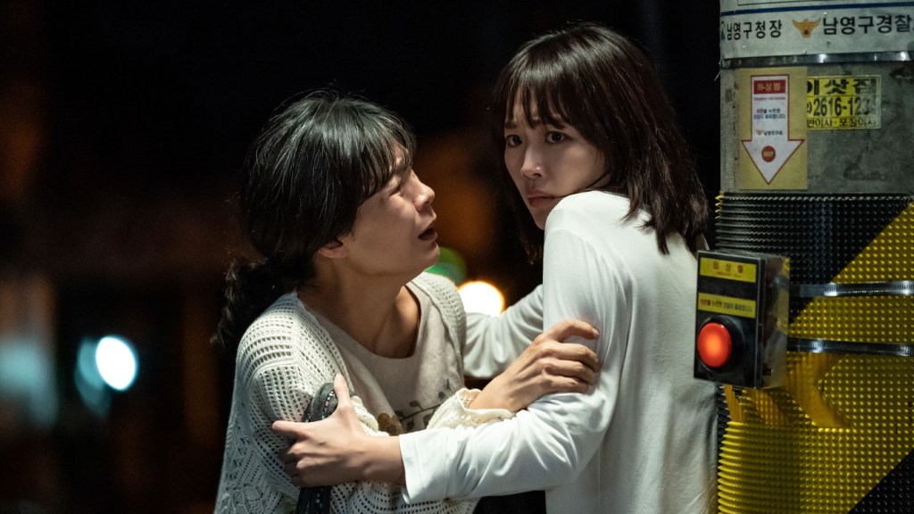 Midnight silence | Busch Media Group