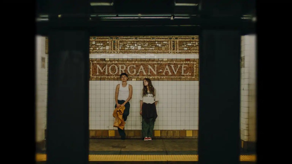 24 heures à New-York | Lio Mehiel & MiMi Ryder | Dulac Distribution