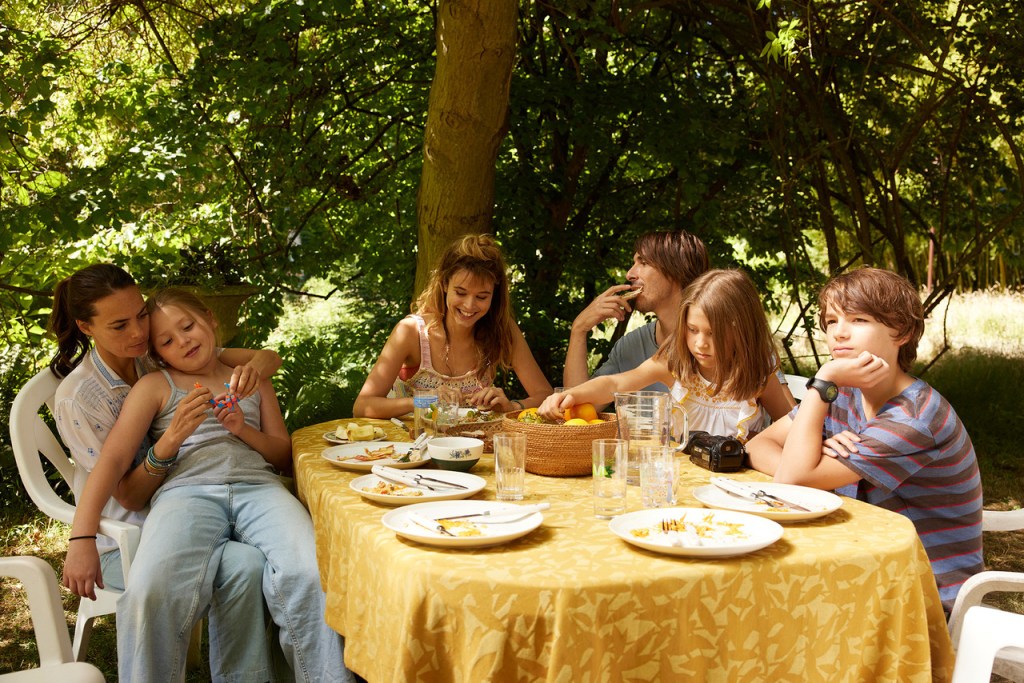 Sous le tapis | Paname Distribution