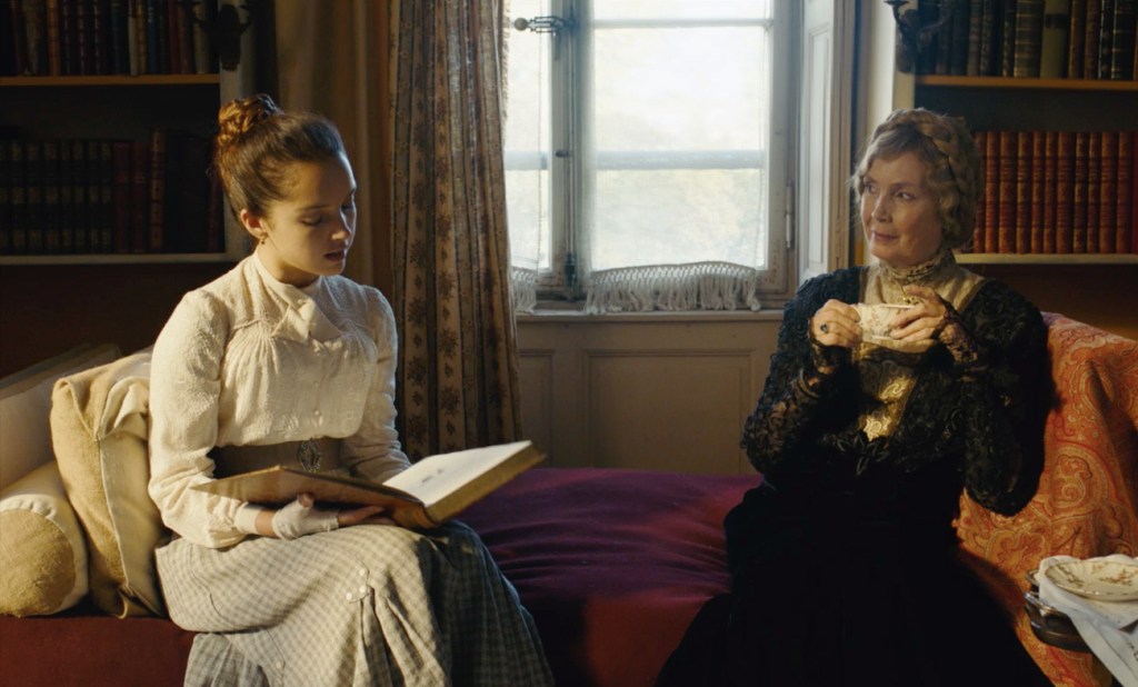 La Place d’une autre | Copyright Pyramide Productions