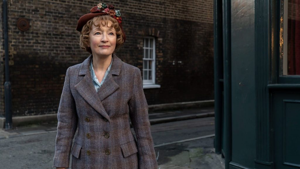 Une robe pour Mrs. Harris | Universal Pictures