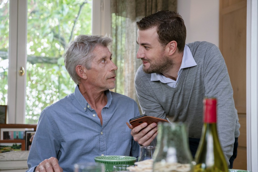 On sourit pour la photo | UGC Distribution